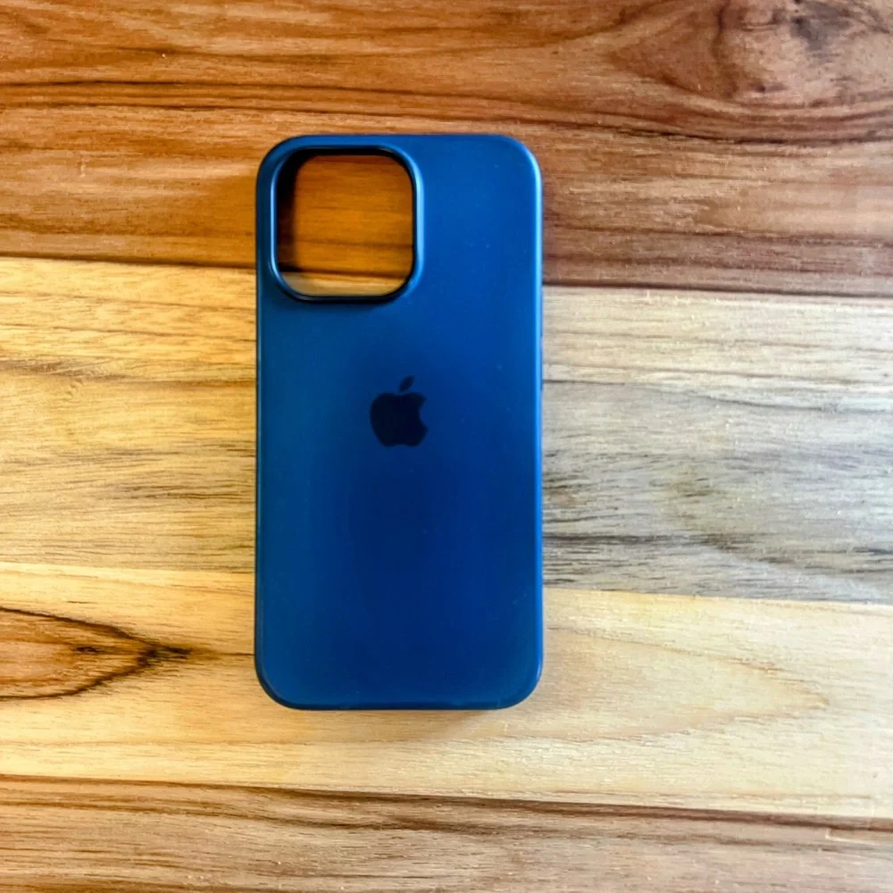 iPhone 12 Pro Silicone MagSafe Case Deep Navy